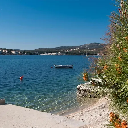 Cozy In With Wifi Apartment